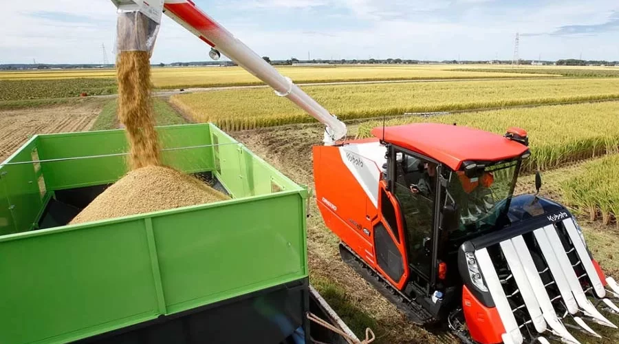 Maximizing Agricultural Output with Kubota Combine Harvesters in Nigeria